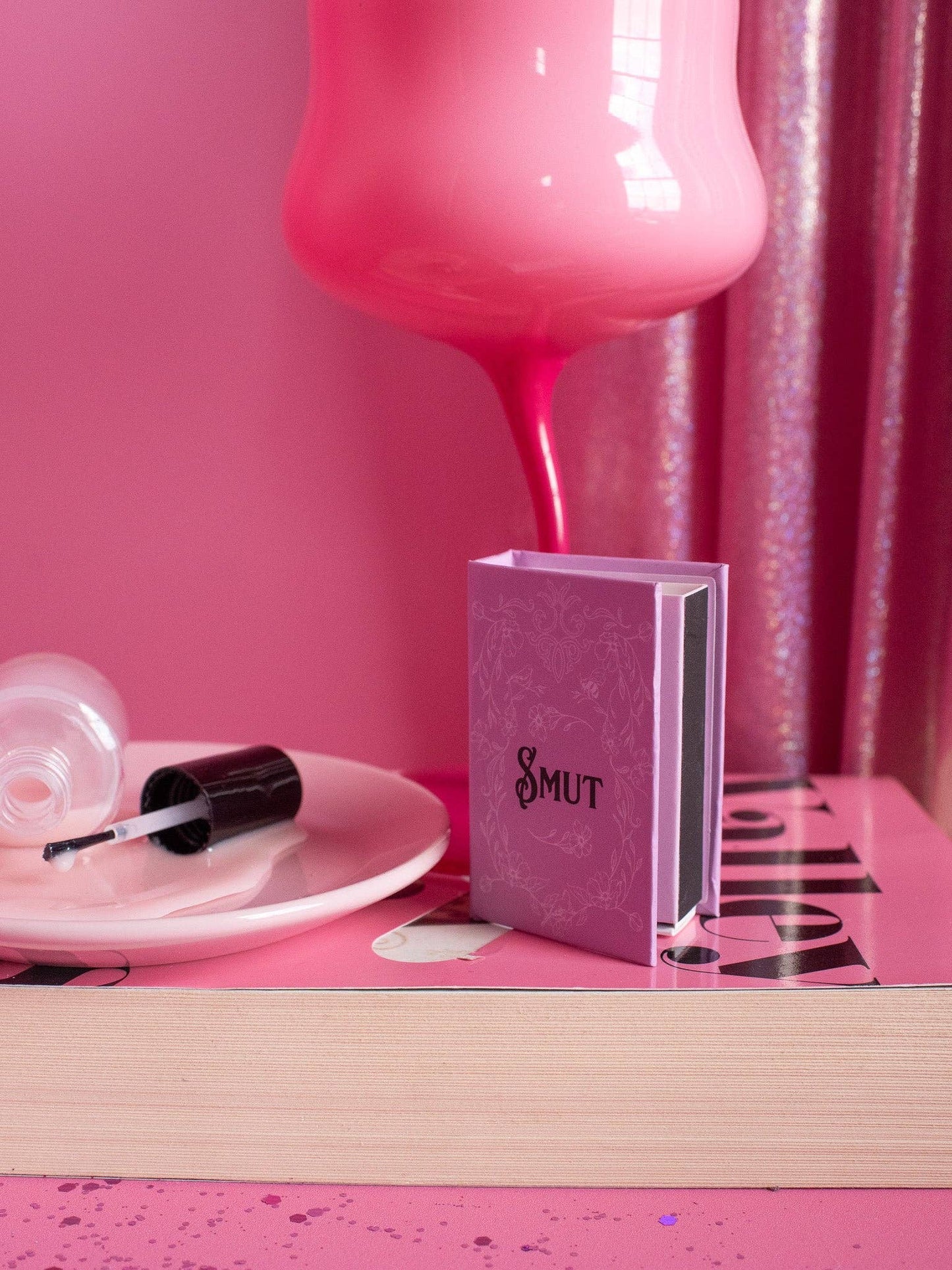 "SMUT" Matchbook