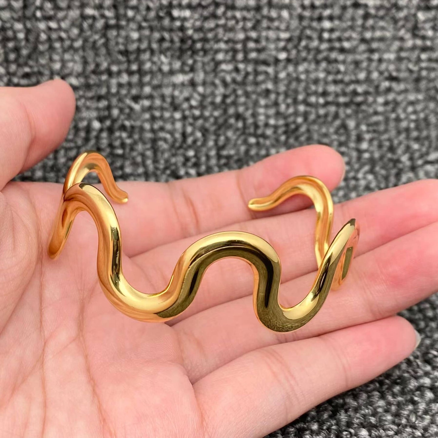 18K Gold Plated Stainless Steel Geometric Wave Cuff