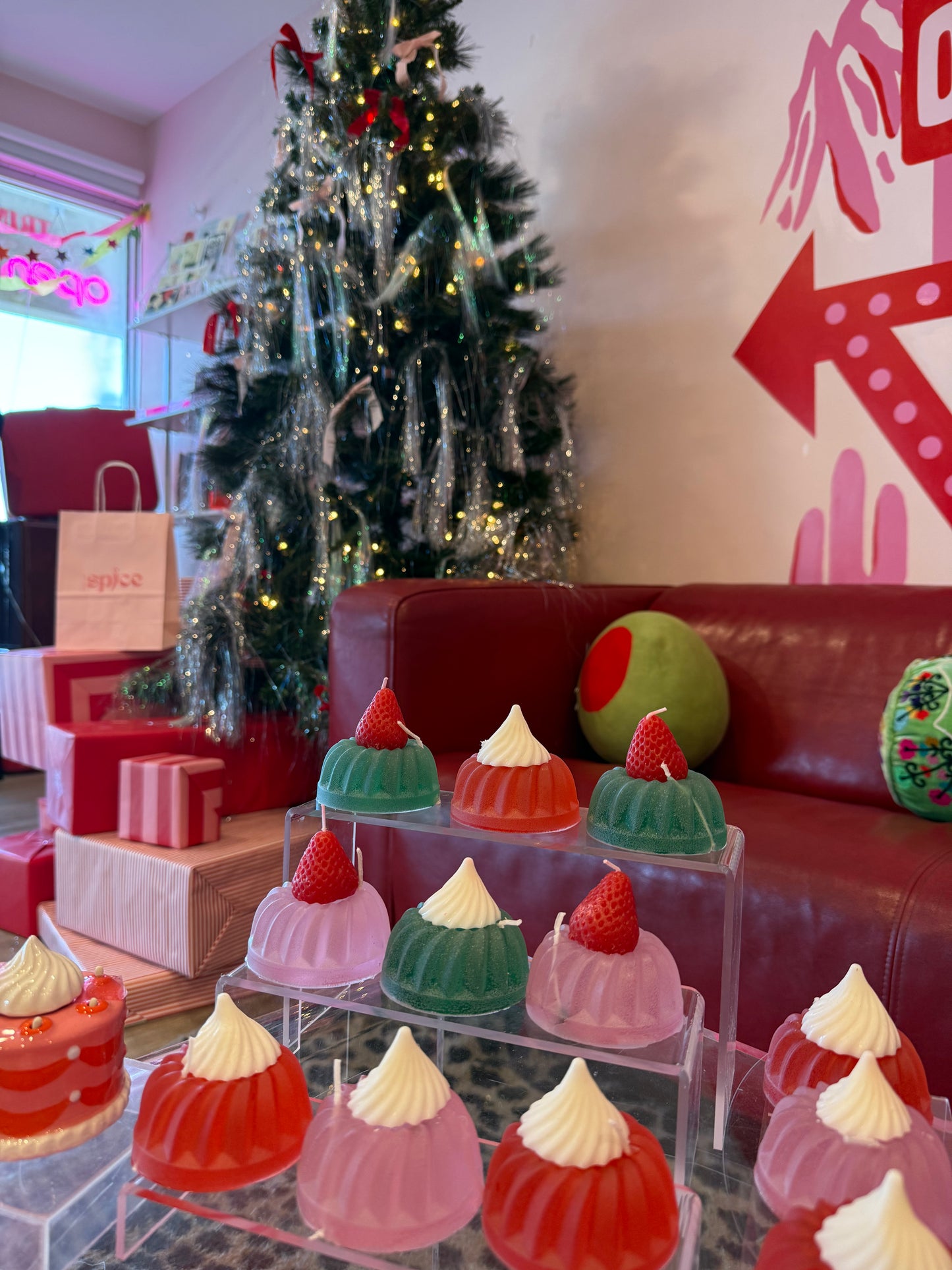 Retro Jello Cake Candle